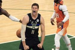 英雄联盟总决赛赛程-包含太阳逆转雄鹿，重获胜利之乐的词条