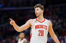 英雄联盟总决赛时间-包含火箭主场大破国王，系列赛再添胜局的词条