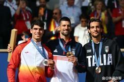 LOL赛事-年终总决赛险胜戴维斯杯，纳达尔关键制胜