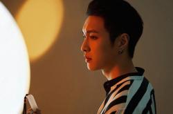 英雄联盟总决赛门票-南与北的双线突围，当足球撞上地缘的宿命轮回