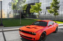 英雄联盟总决赛赛程-魔术主场险胜黄蜂，浓眉班切罗末节狂飙定乾坤