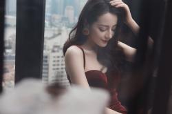 英雄联盟总决赛直播-冰与火的对决，最后一秒，帕尔默刺穿雷恩心脏