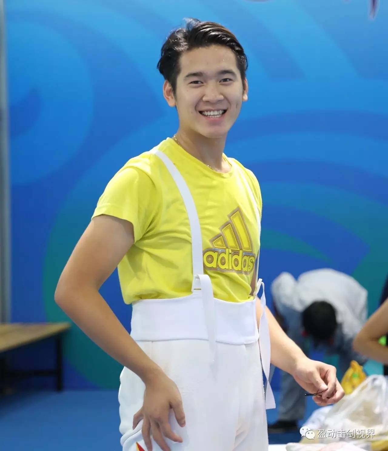 包含摩洛哥击剑金将再闯神话，捍卫团体赛桂冠！的词条