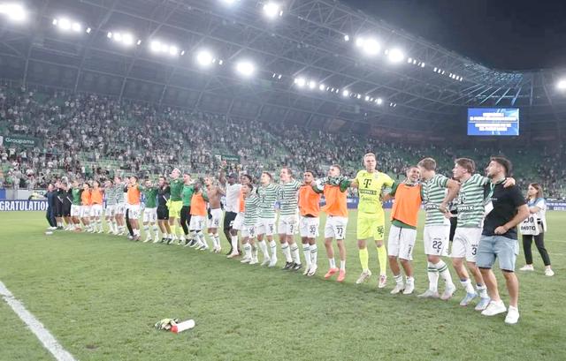 罗马全队展开集训,备战欧冠关键战役的简单介绍 罗马全队展开集训,备战欧冠关键战役的简单介绍