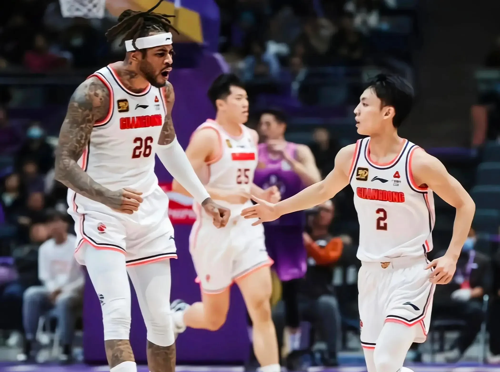 包含国内篮球联赛南区强队对决广东队力克上海的词条 包含国内篮球联赛南区强队对决广东队力克上海的词条