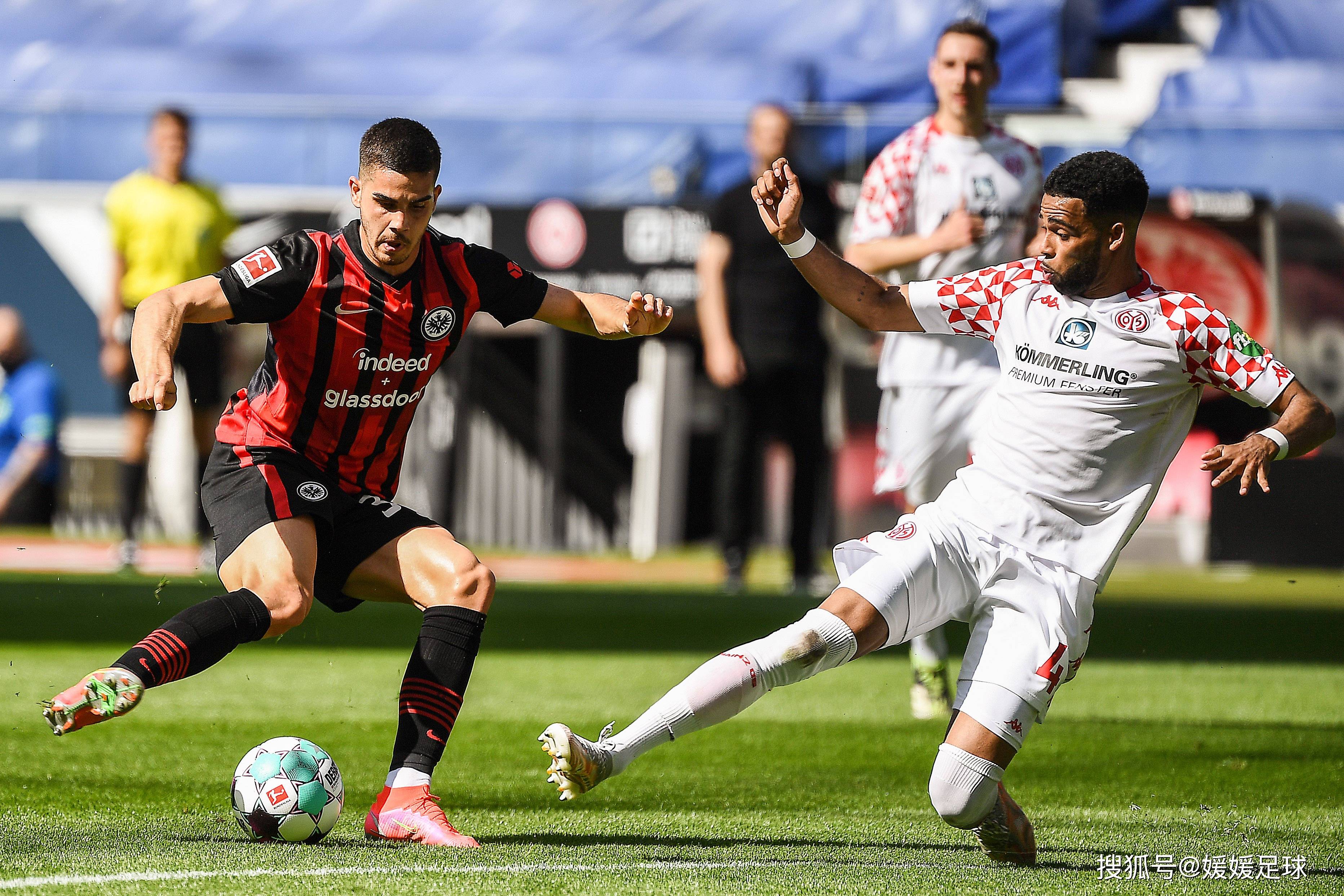 曼城与门兴格拉德巴赫交锋,必有精彩 曼城与门兴格拉德巴赫交锋,必有精彩