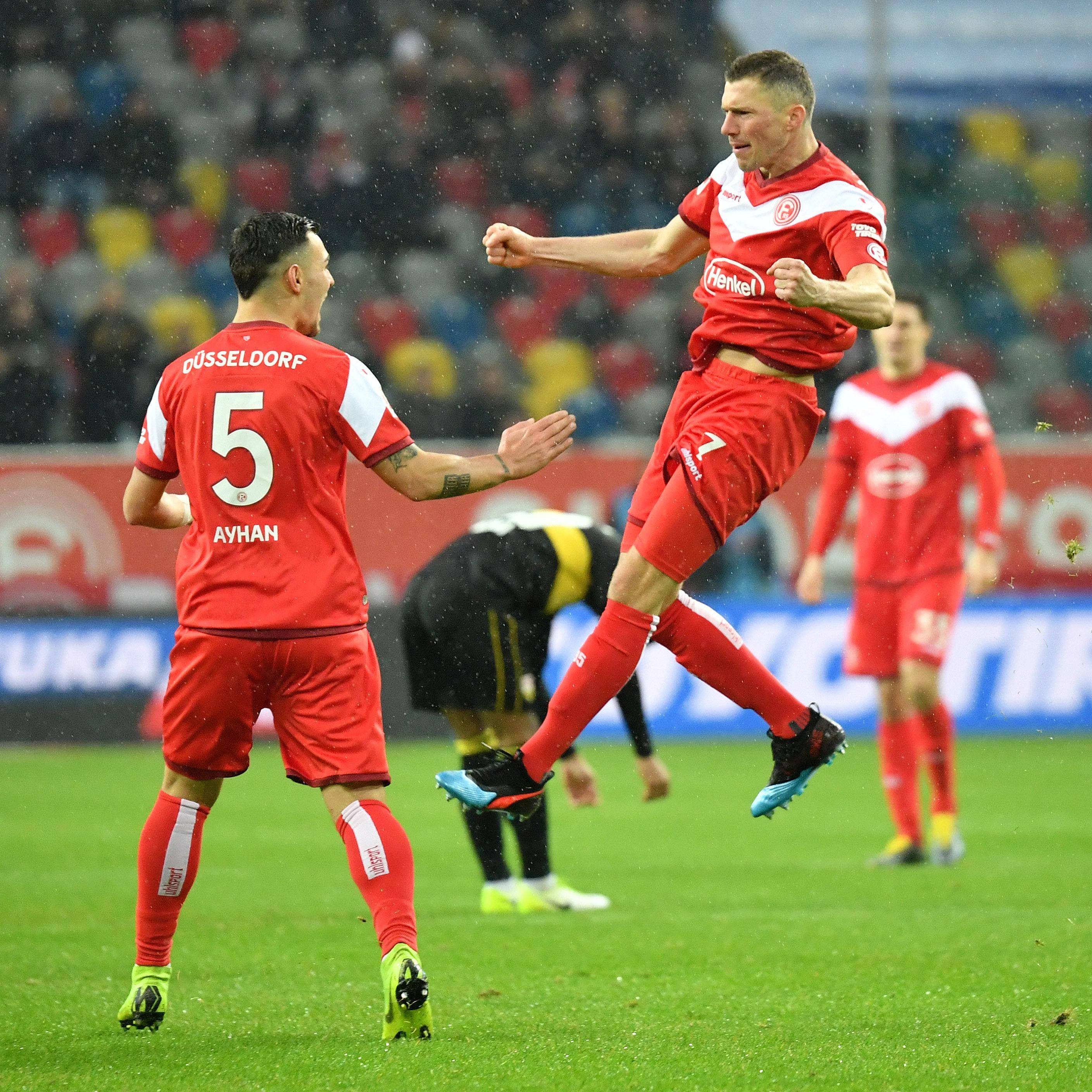 包含德国队在场上展现出色发挥,战胜对手的词条 包含德国队在场上展现出色发挥,战胜对手的词条