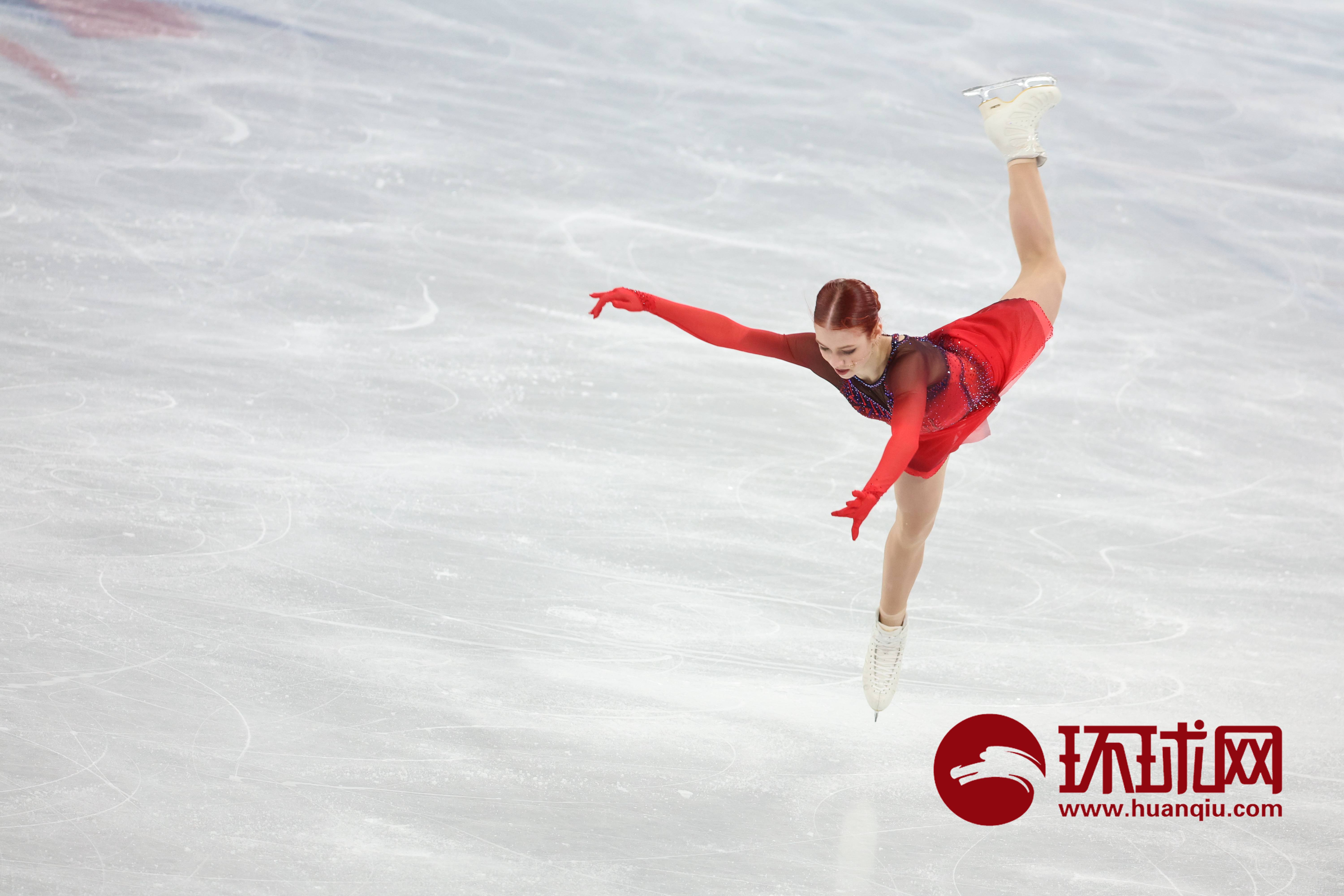 俄罗斯花样滑冰选手获得好成绩 俄罗斯花样滑冰选手获得好成绩