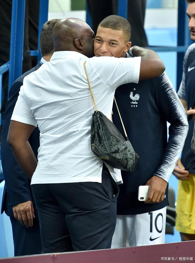 法国队翻盘韩国队,波尔关键制胜 法国队翻盘韩国队,波尔关键制胜