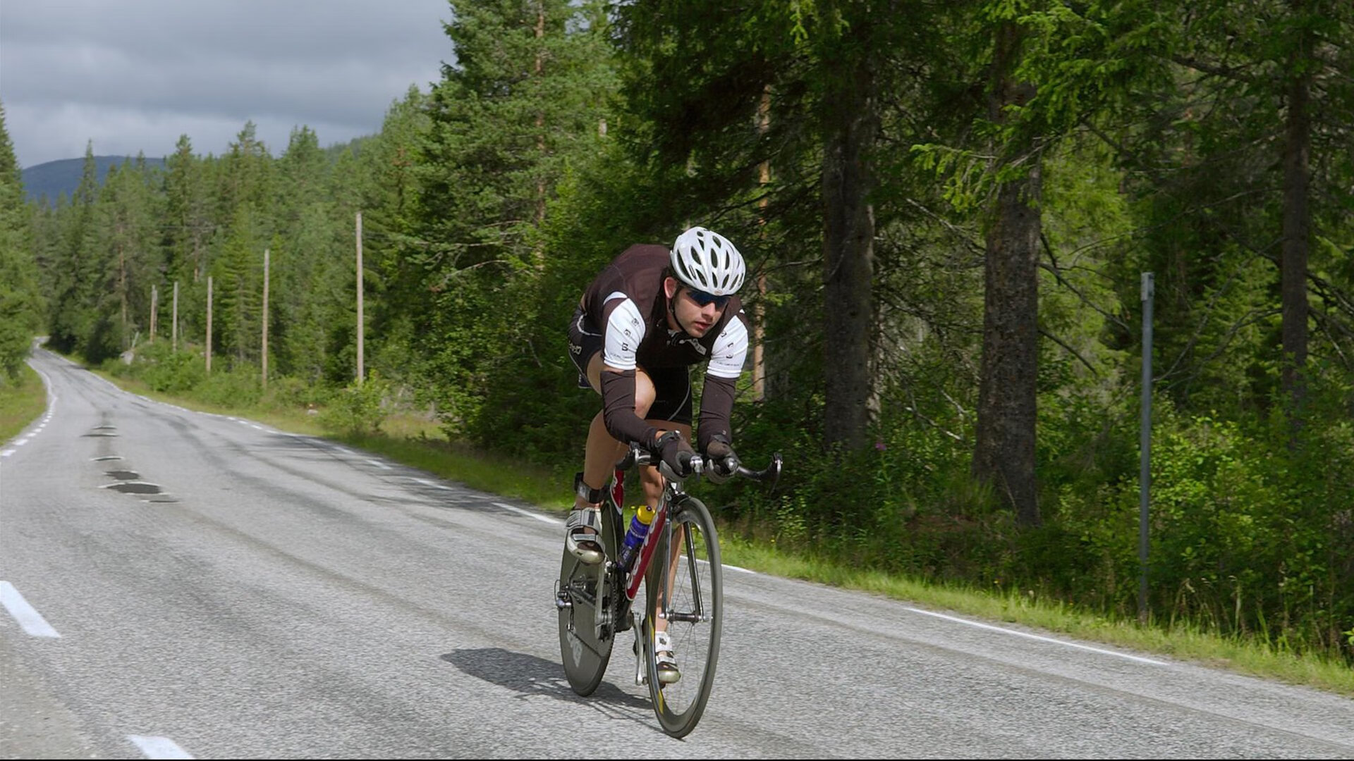 冰与火之歌，格列兹曼导演芬兰的韩国式晋级