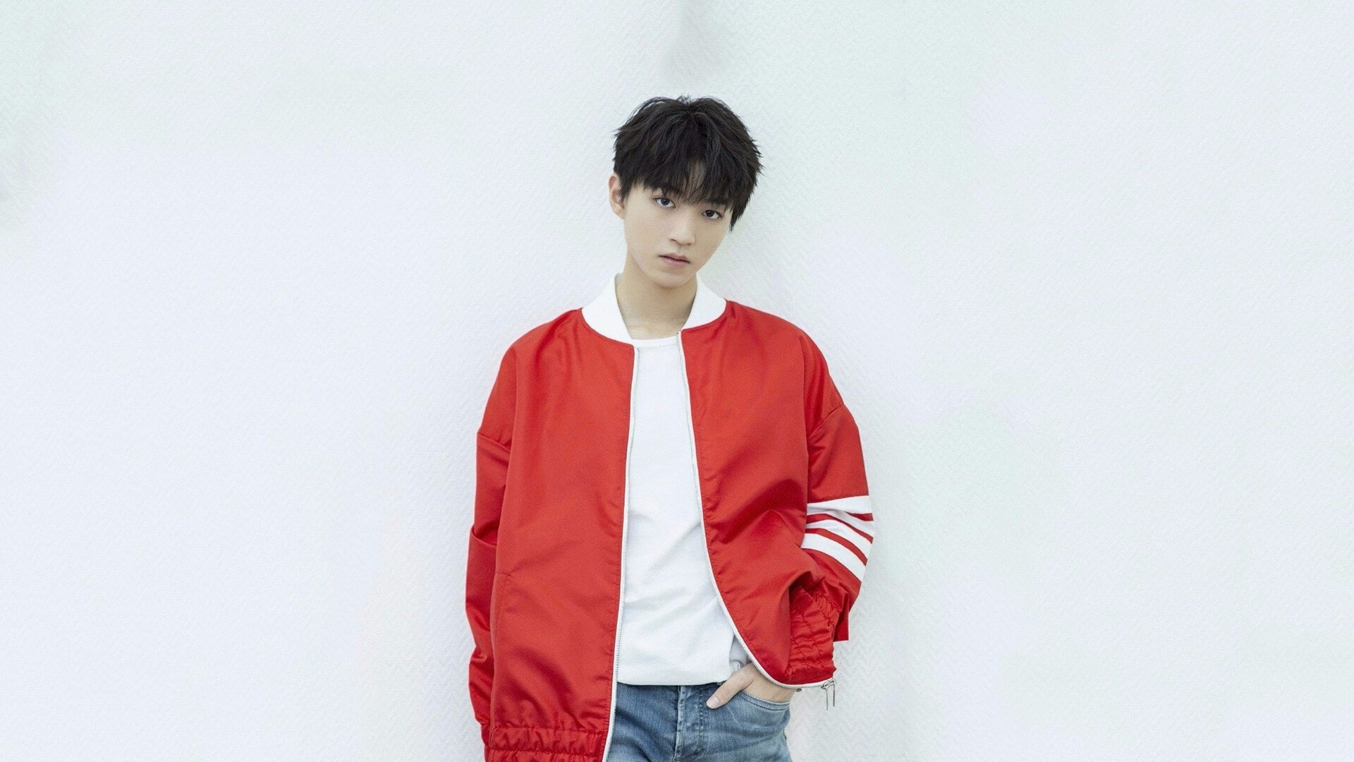 欧冠淘汰赛之夜，范弗利特刷新纪录，一场关于热血与理性的双冠狂想曲