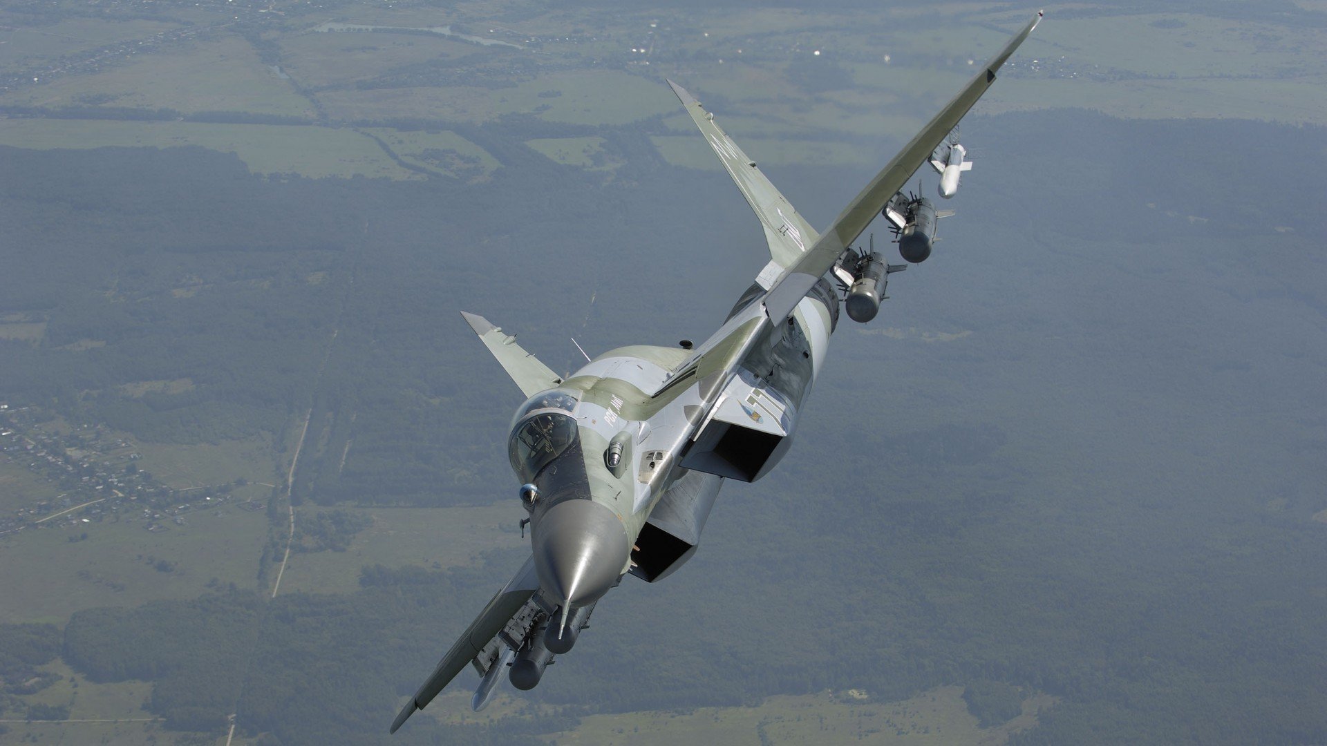 在史诗的缝隙处，努涅斯将那个夜晚写成独属自己的诗篇