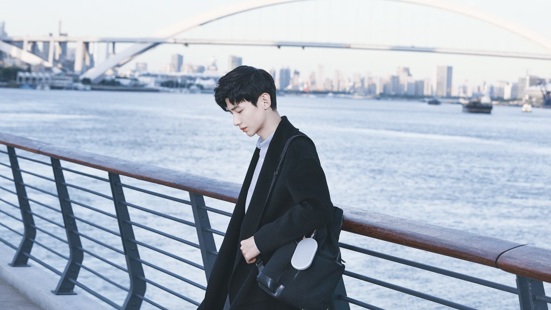 跨界之王，当马刺防守哲学驶入F1赛道，哈登的魔幻超车夜