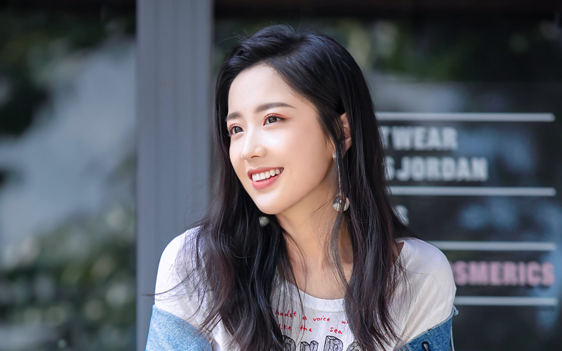 不存在的比赛与全能的劳塔罗,当平行宇宙闯入足球历史