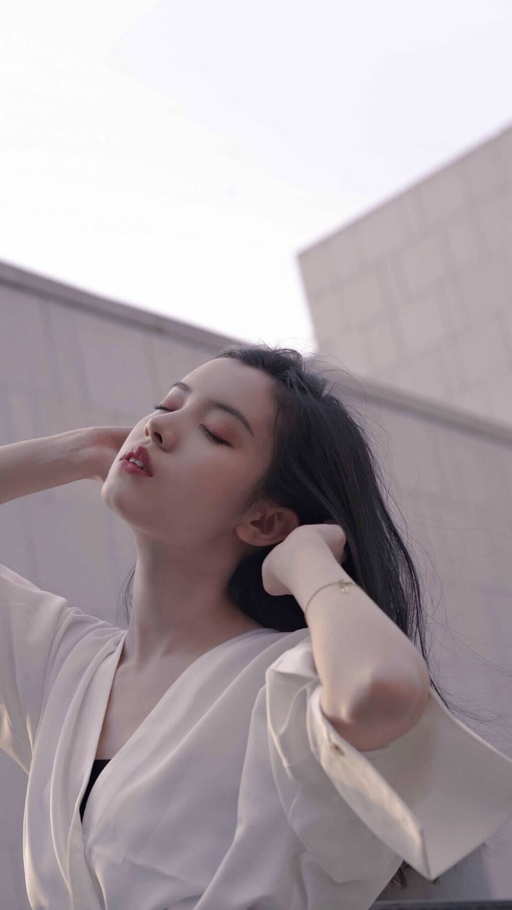 丝绸刺客与天山雪松，当欧文刀锋划过天山脚下